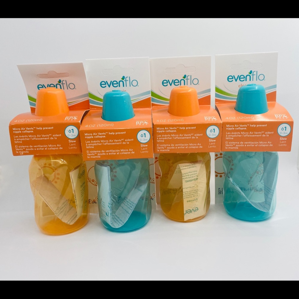 New 4 pack baby bottle set
